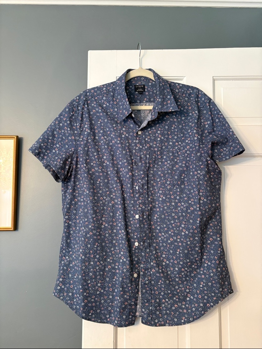 Blue Short Sleeve Button-Down Shirt with  Floral Print